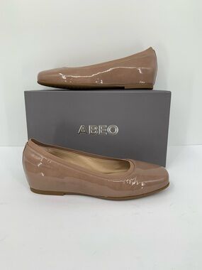 ABEO Cadence ballet flat tan patent leather comfort footbed slip-on shoe new 9